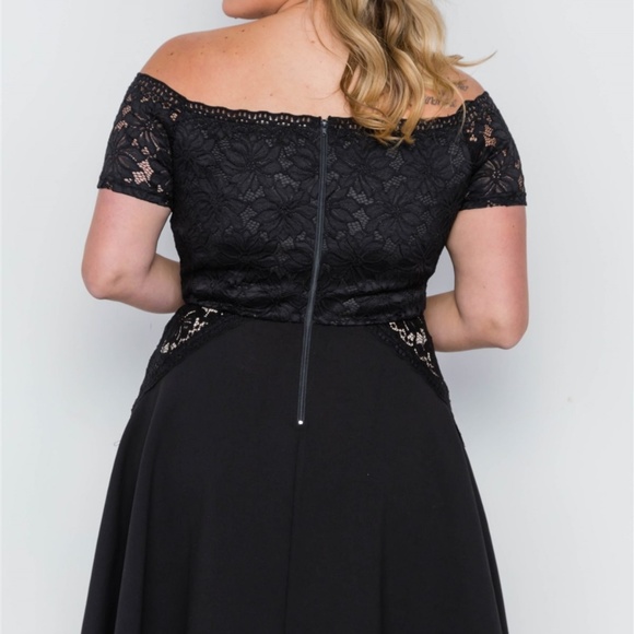 PLUS SIZE OFF-THE-SHOULDER SKATER MINI DRESS - Picture 4 of 5